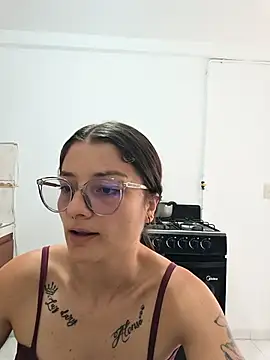 Coralinne   online show from 07.22.26