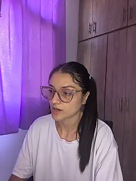 Coralinne   online show from 07.24.26