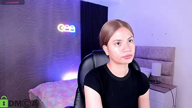 Arinextdoor online show from 02.28.26