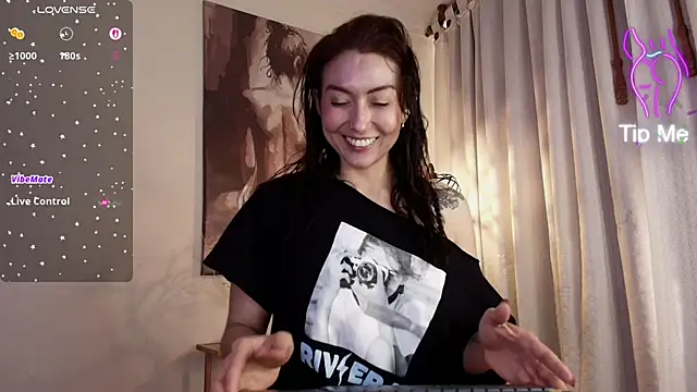 siren indira  online show from 06.10.26