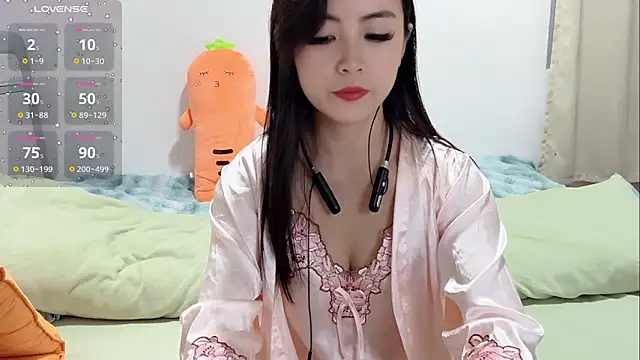 Snapshot of Yingbao-Baby chatting on 12.03.25 Yingbao-Baby online show from 12.03.25