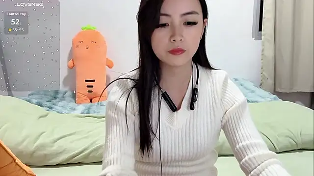 Snapshot of Yingbao-Baby chatting on 12.04.25 Yingbao-Baby online show from 12.04.25