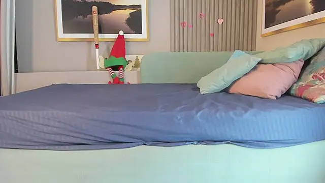 Blue Sixx online show from 11.15.25