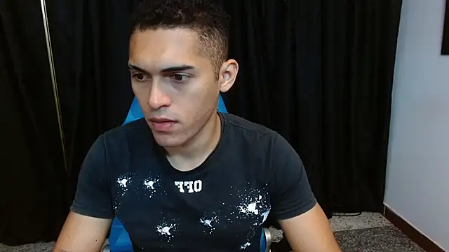 Snapshot of Derek_Storm_ chatting on 12.17.25 Derek Storm online show from 12.17.25