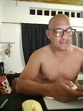 Snapshot of jorge406 chatting on 10.27.25 jorge406 online show from 10.27.25