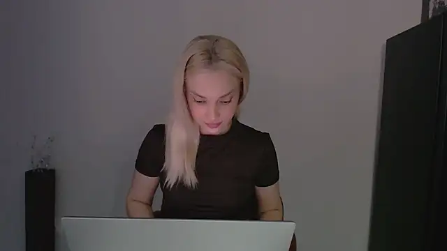 Lia noo regrets online show from 04.19.26