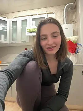 Snapshot of ZariaFlame chatting on 05.15.26 ZariaFlame online show from 05.15.26