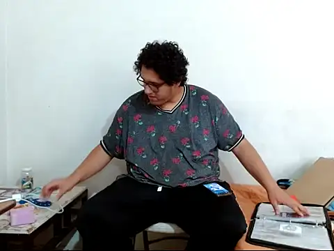 MeisanPaul online show from 11.27.25