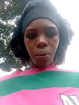 Snapshot of GoldSnowXxX chatting on 02.17.26 GoldSnowXxX online show from 02.17.26