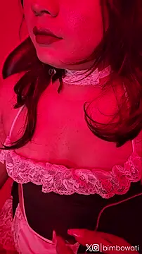 Snapshot of Bimbowati chatting on 10.18.25 Bimbowati online show from 10.18.25