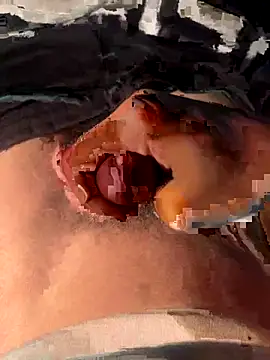 Snapshot of vavikos chatting on 09.14.25 vavikos online show from 09.14.25