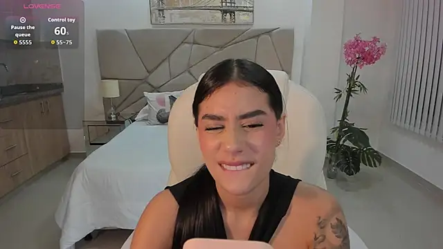 miranda crawfor online show from 03.10.26