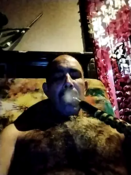 Snapshot of salimbasha chatting on 10.30.25 salimbasha online show from 10.30.25