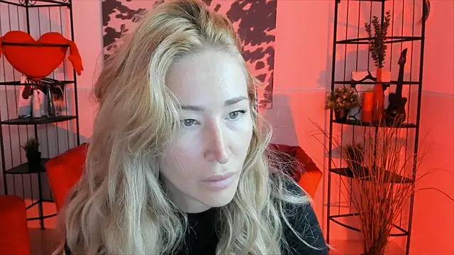 AstraMonroe online show from 09.09.25