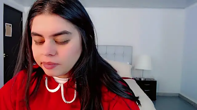 Snapshot of maddissonivanova chatting on 03.19.26 maddissonivanova online show from 03.19.26