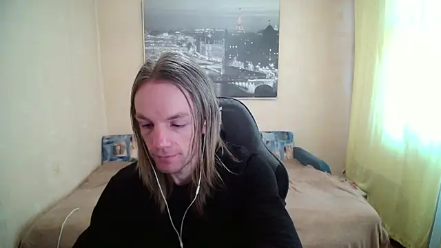 Snapshot of AdamDickens chatting on 03.30.26 AdamDickens online show from 03.30.26