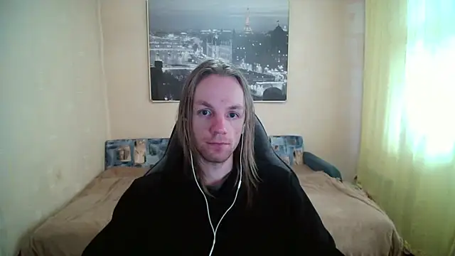 Snapshot of AdamDickens chatting on 04.01.26 AdamDickens online show from 04.01.26