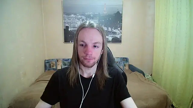 Snapshot of AdamDickens chatting on 04.07.26 AdamDickens online show from 04.07.26