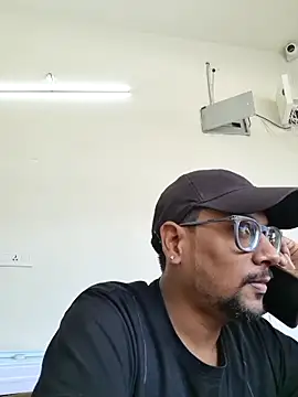 Snapshot of indoreboy1 chatting on 10.03.25 indoreboy1 online show from 10.03.25