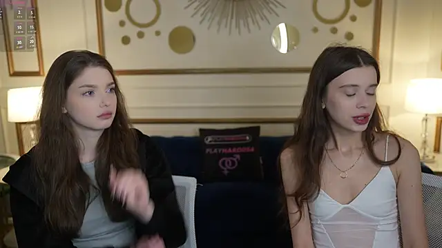 Snapshot of Regina_Sweet054 chatting on 11.20.25 Regina Sweet054 online show from 11.20.25