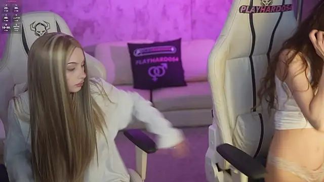 Snapshot of Regina_Sweet054 chatting on 02.24.26 Regina Sweet054 online show from 02.24.26