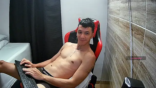 angelicious  online show from 04.09.26