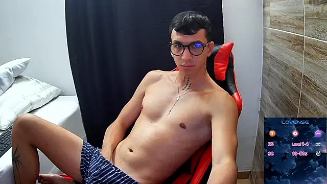 angelicious  online show from 04.22.26