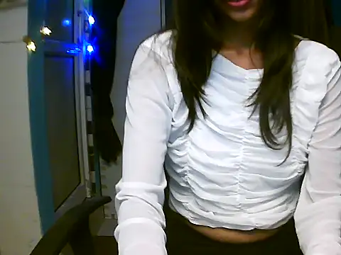 Snapshot of RENUKA_RAJPUT chatting on 06.13.26 RENUKA RAJPUT online show from 06.13.26