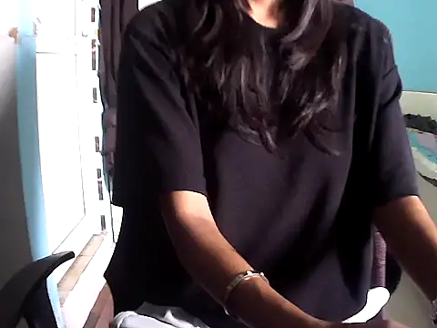 Snapshot of RENUKA_RAJPUT chatting on 06.19.26 RENUKA RAJPUT online show from 06.19.26