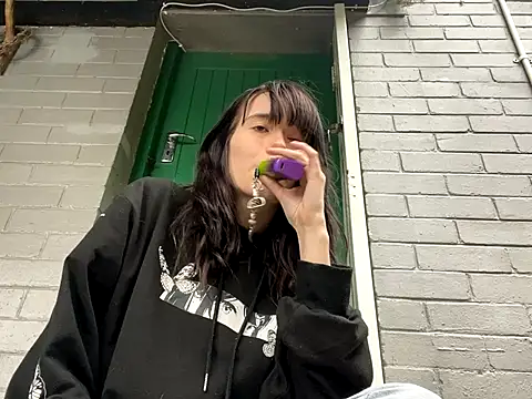 the holy t online show from 09.20.25