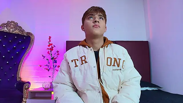 Lucass love online show from 03.28.26