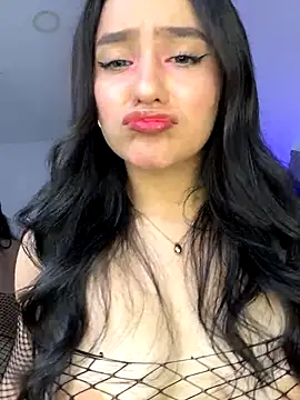 Snapshot of lunatorch chatting on 11.29.25 lunatorch online show from 11.29.25