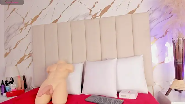 Meloddy Parkerr  online show from 03.11.26