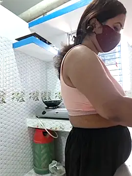 Snapshot of Bristy- chatting on 02.22.26 Bristy- online show from 02.22.26