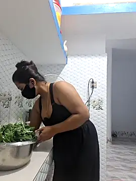 Snapshot of Bristy- chatting on 03.02.26 Bristy- online show from 03.02.26