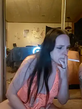Shy Naughty Girl online show from 06.05.26