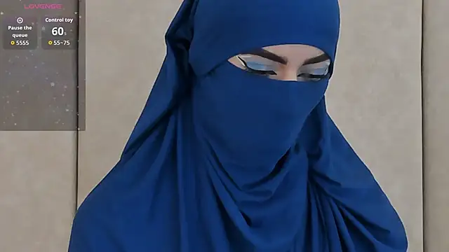 Snapshot of _Zahiira_ chatting on 09.09.25 Zahiira online show from 09.09.25