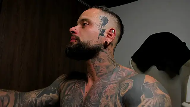 Snapshot of natevillage chatting on 09.24.25 natevillage online show from 09.24.25