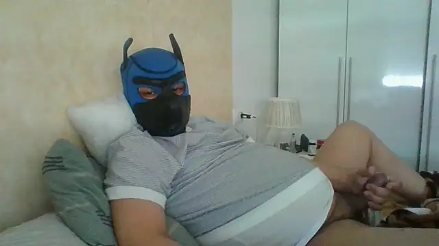 soumicuckold1 online show from 04.05.26