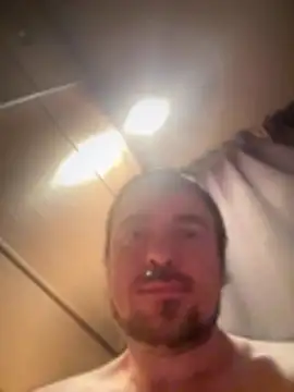 Snapshot of MaxxAsstEuff chatting on 02.04.26 MaxxAsstEuff online show from 02.04.26