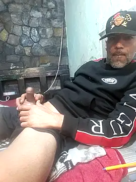 elvergu666 online show from 11.18.25