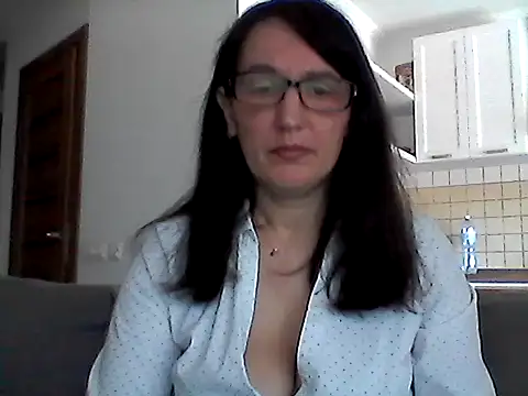 Snapshot of Elena48324 chatting on 05.22.26 Elena48324 online show from 05.22.26