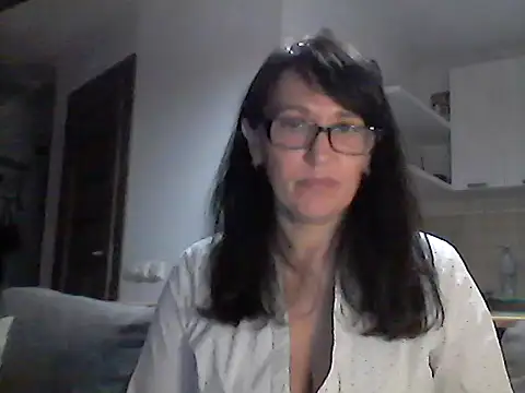 Snapshot of Elena48324 chatting on 05.27.26 Elena48324 online show from 05.27.26