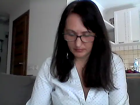 Snapshot of Elena48324 chatting on 06.06.26 Elena48324 online show from 06.06.26