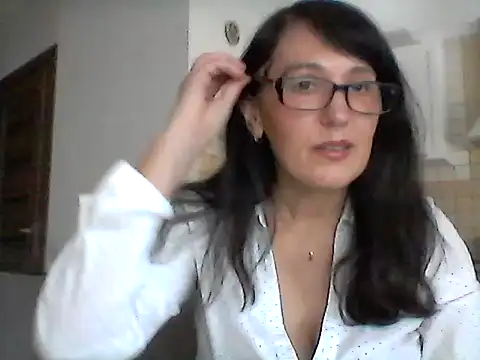Snapshot of Elena48324 chatting on 06.12.26 Elena48324 online show from 06.12.26