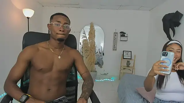 Snapshot of AbonySex69 chatting on 01.11.26 AbonySex69 online show from 01.11.26