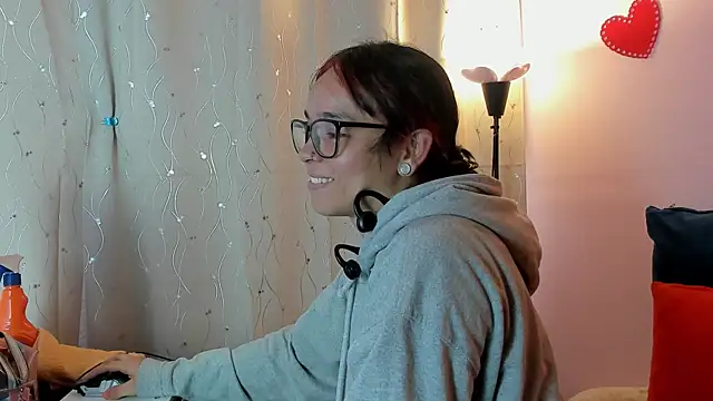 Dafne Mel online show from 02.23.26