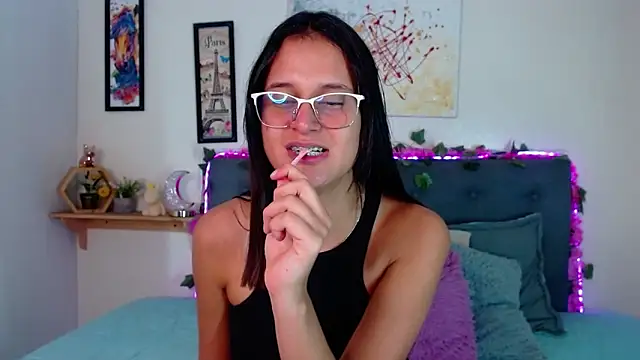 valentini villa online show from 02.15.26