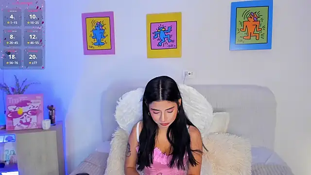 Snapshot of AprilAddams_ chatting on 10.31.25 AprilAddams  online show from 10.31.25