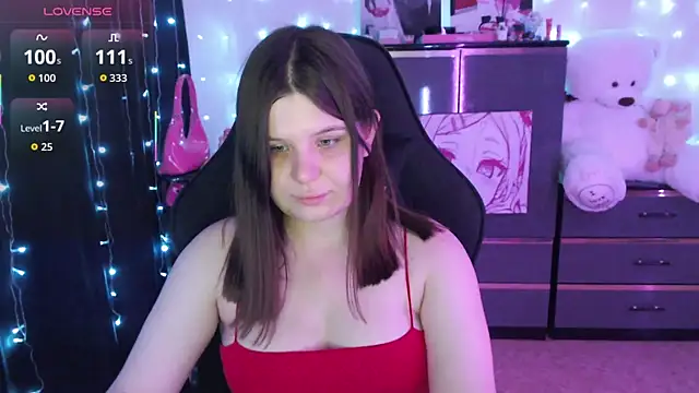 Snapshot of AmyVibess chatting on 09.21.25 AmyVibess online show from 09.21.25